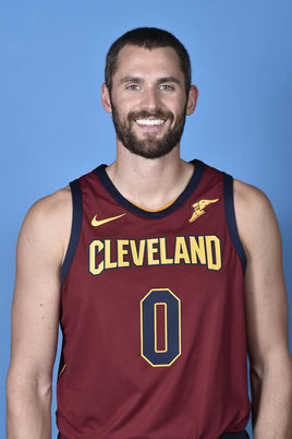 官方：深圳男篮与中锋阿尔法·卡巴签约，将身披27号球衣